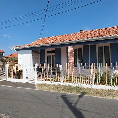 Andernos-Maison De Centre-Ville Avec Jardin Exterior photo