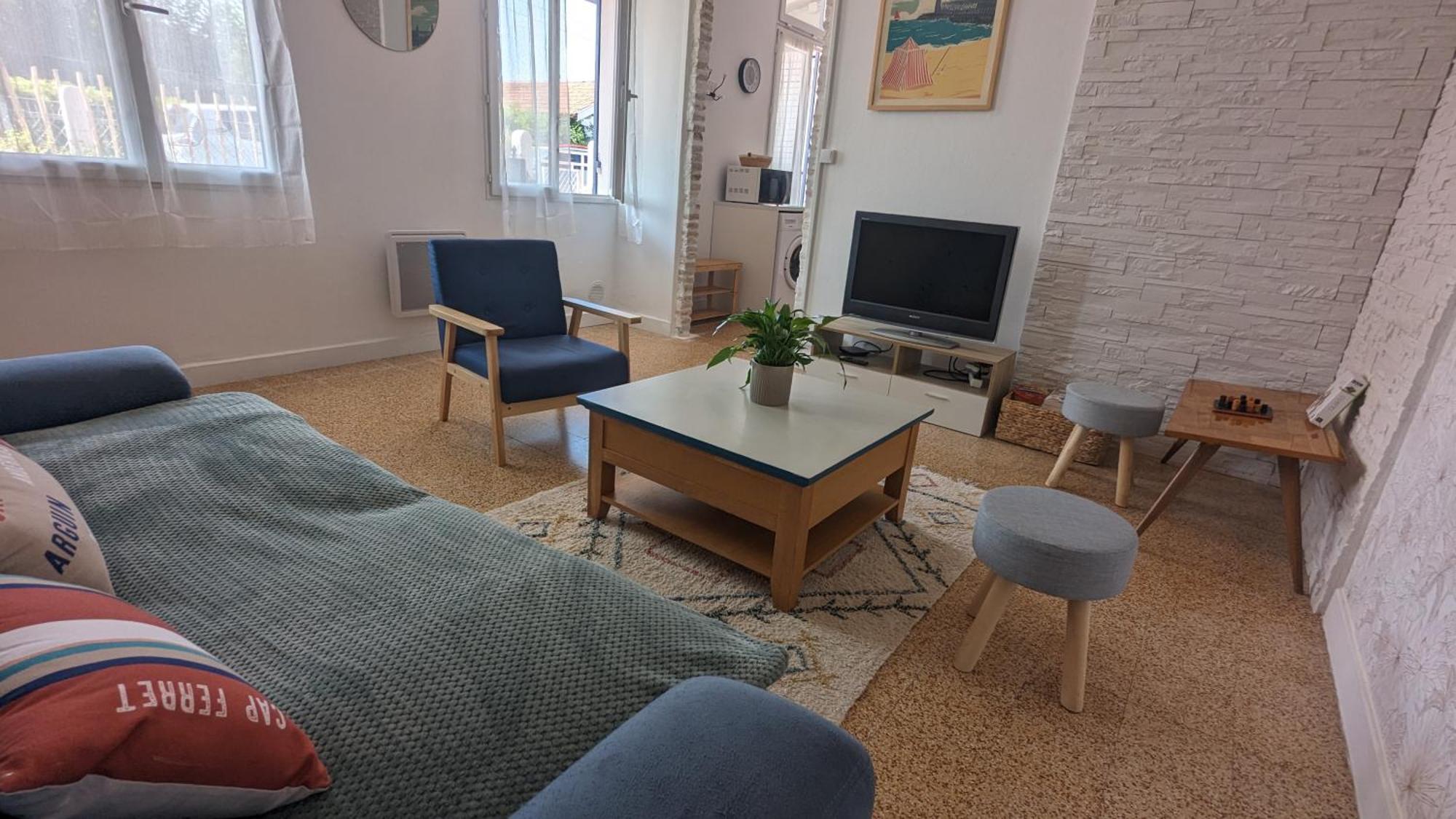 Andernos-maison De Centre-ville Avec Jardin Holiday home *